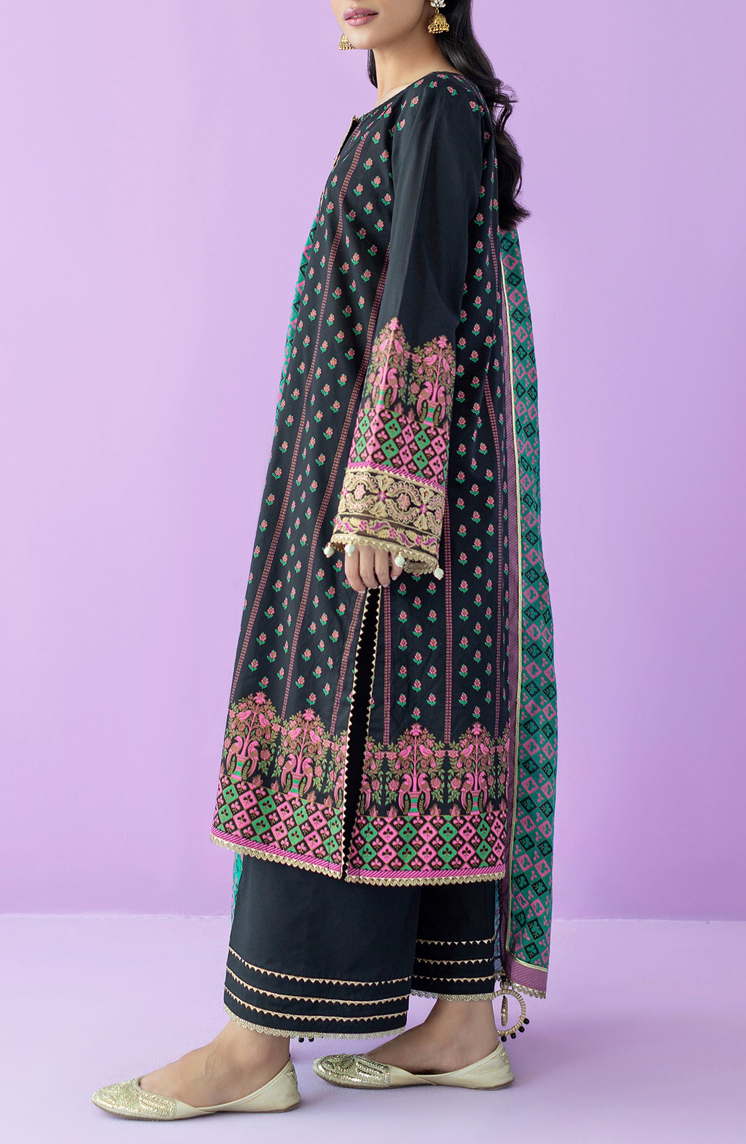 OTL-23-106/U BLACK LAWN  UNSTITCHED SHIRT DUPATTA PANTS