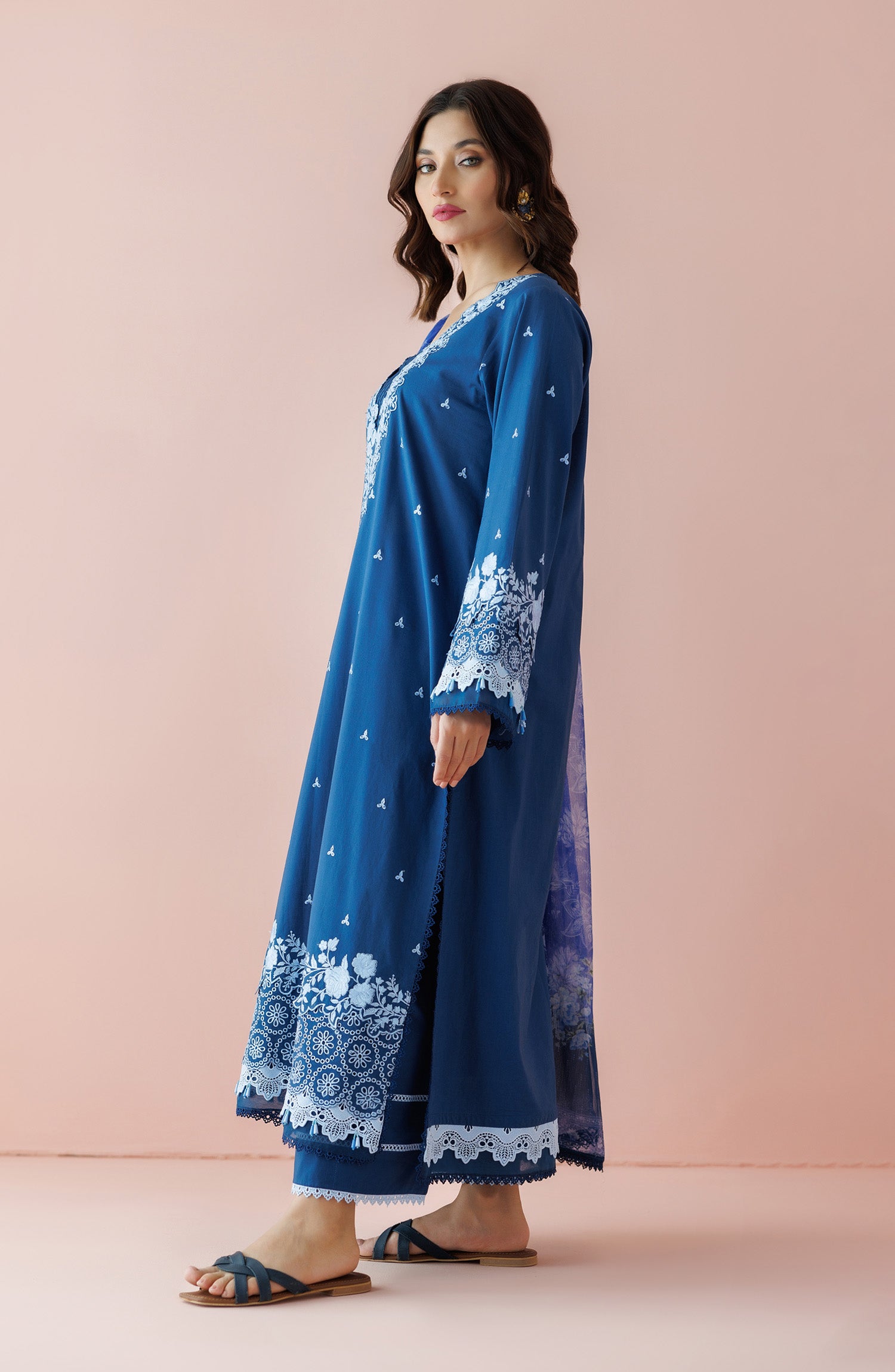 Unstitched 3 Piece Embroidered Lawn Shirt , Cambric Pant and Chiffon Dupatta (OTL-24-033/U BLUE)