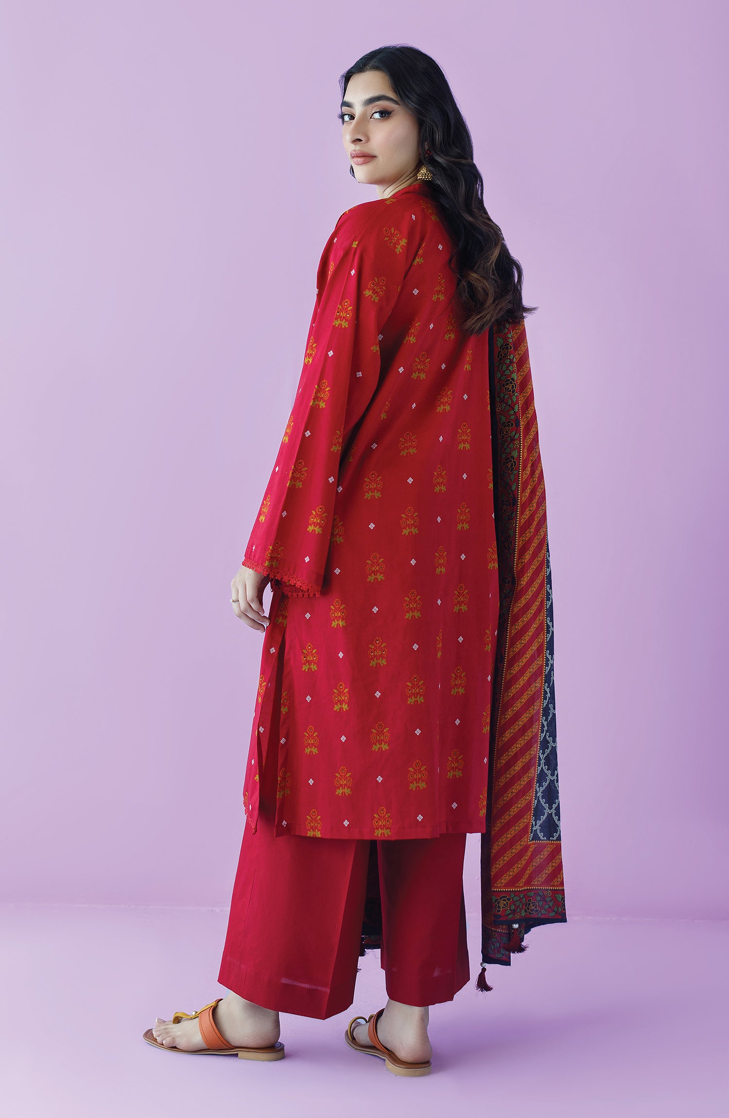 OTL-23-179/U MAROON LAWN  UNSTITCHED SHIRT DUPATTA PANTS