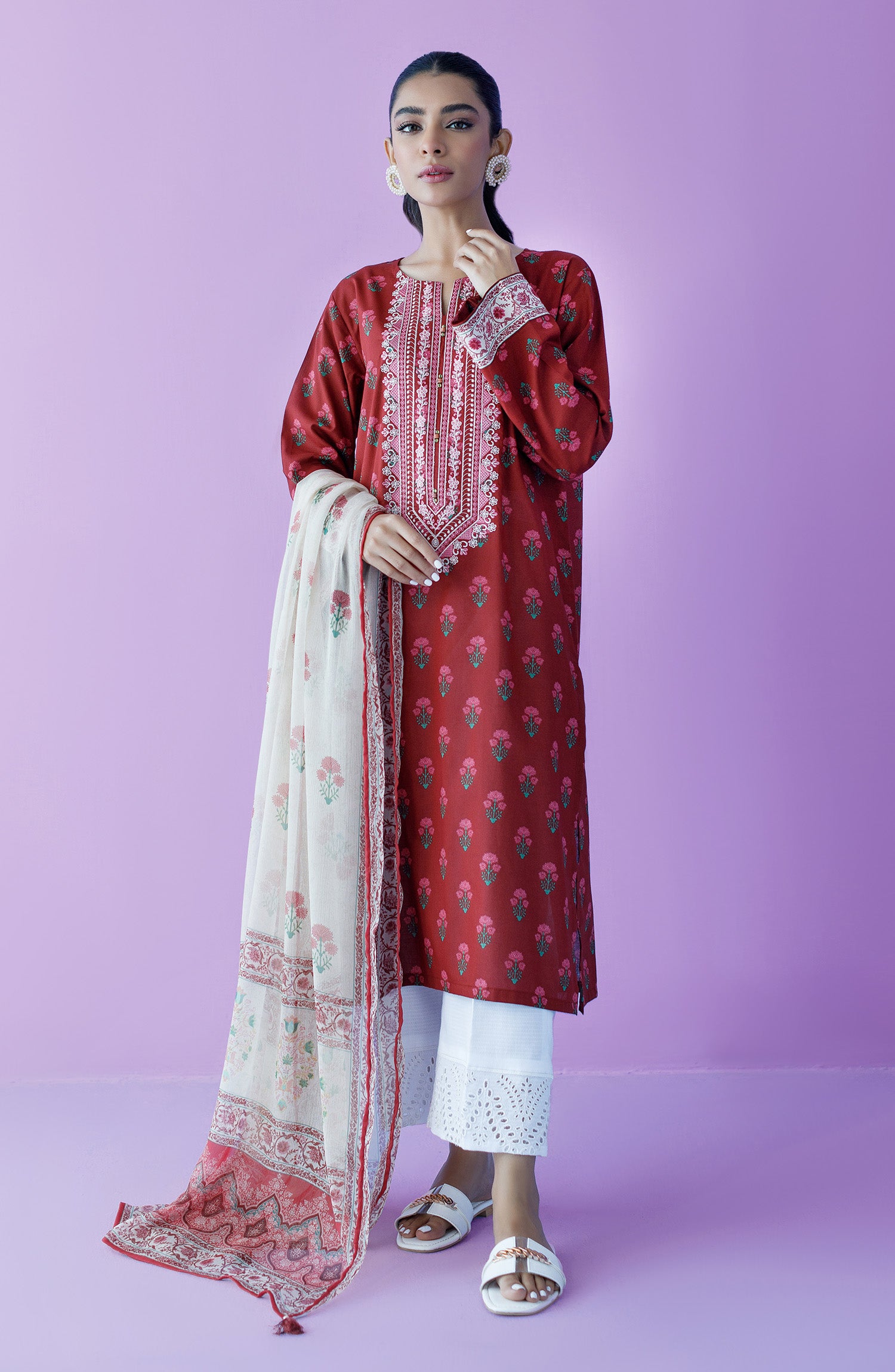 NRDS-23-074/U MAROON LAWN  UNSTITCHED SHIRT DUPATTA