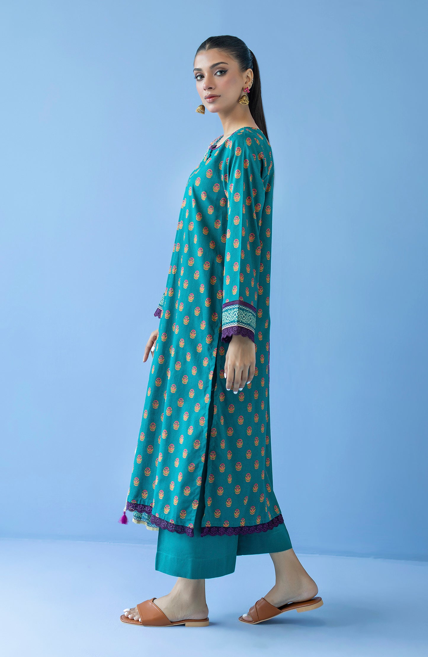 OTL-23-217/U GREEN CAMBRIC  UNSTITCHED SHIRT DUPATTA PANTS