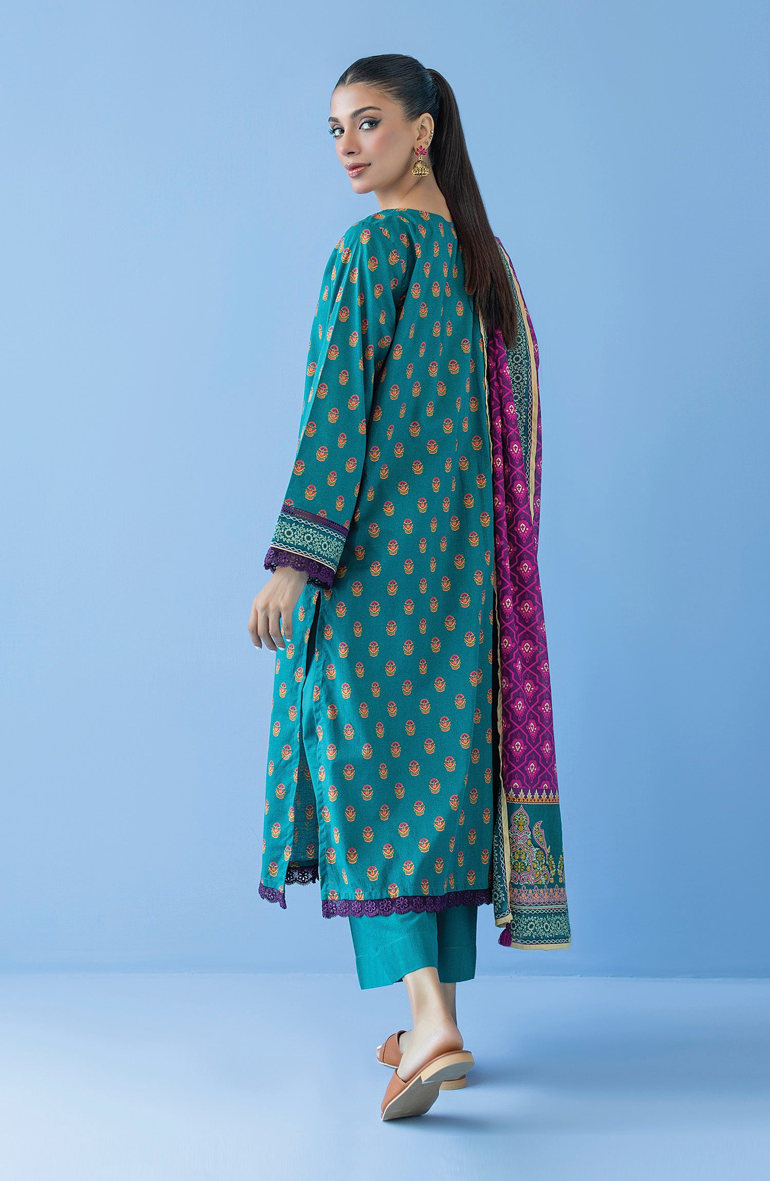 OTL-23-217/U GREEN CAMBRIC  UNSTITCHED SHIRT DUPATTA PANTS