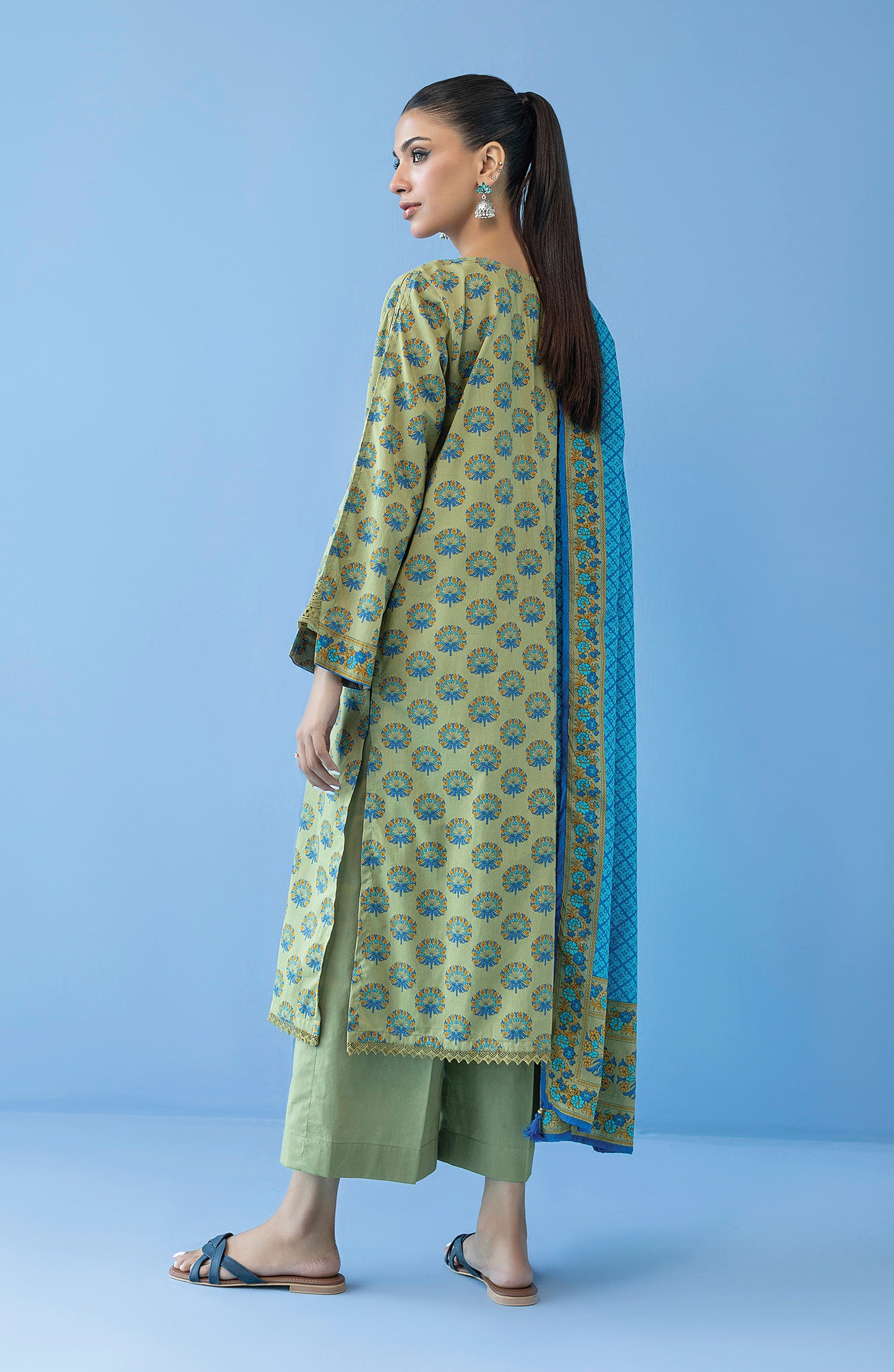 OTL-23-291/U GREEN CAMBRIC  UNSTITCHED SHIRT DUPATTA PANTS