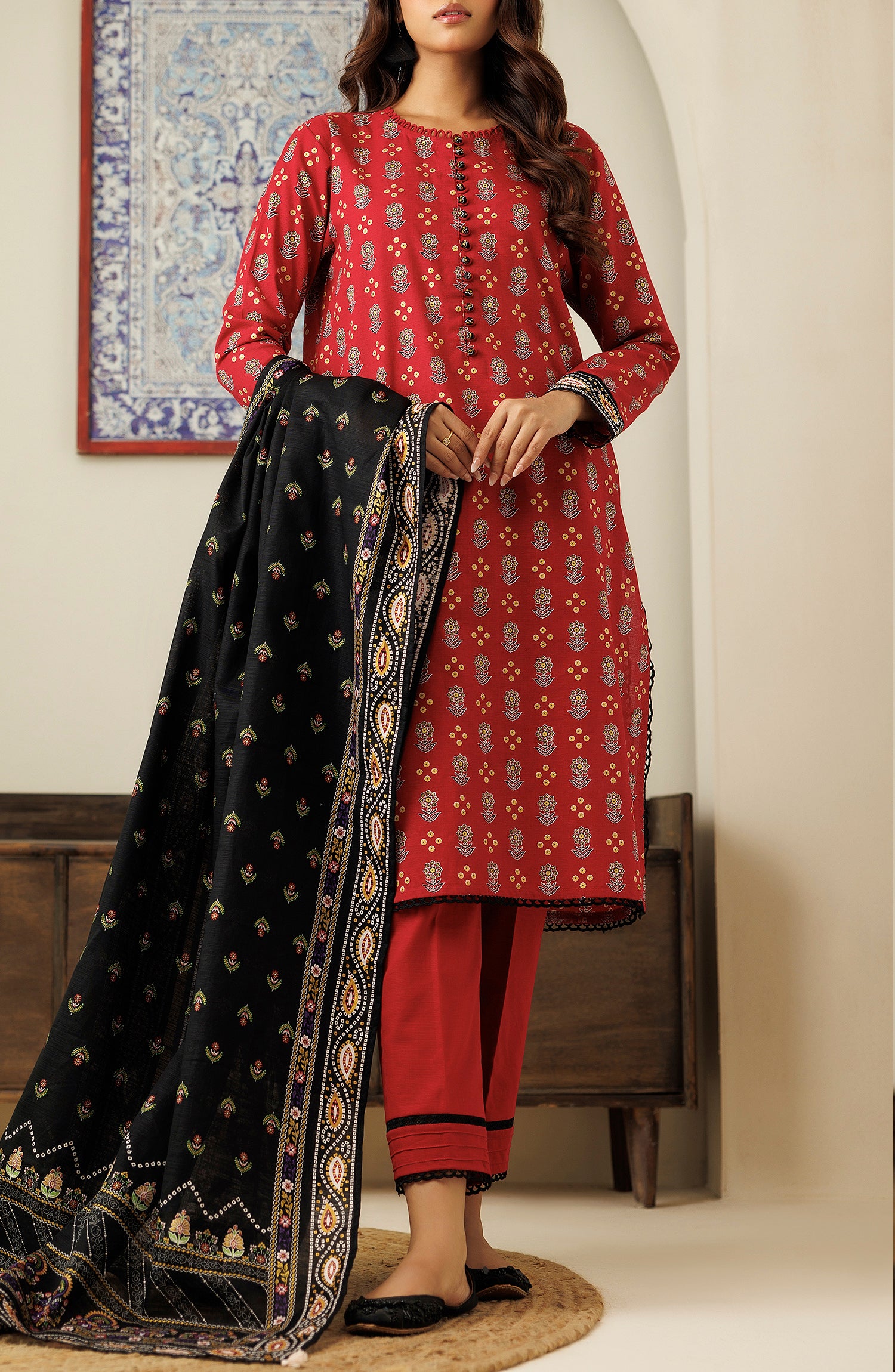 OTL-24-468/U RED KHADDAR Women UNSTITCHED SHIRT DUPATTA PANTS