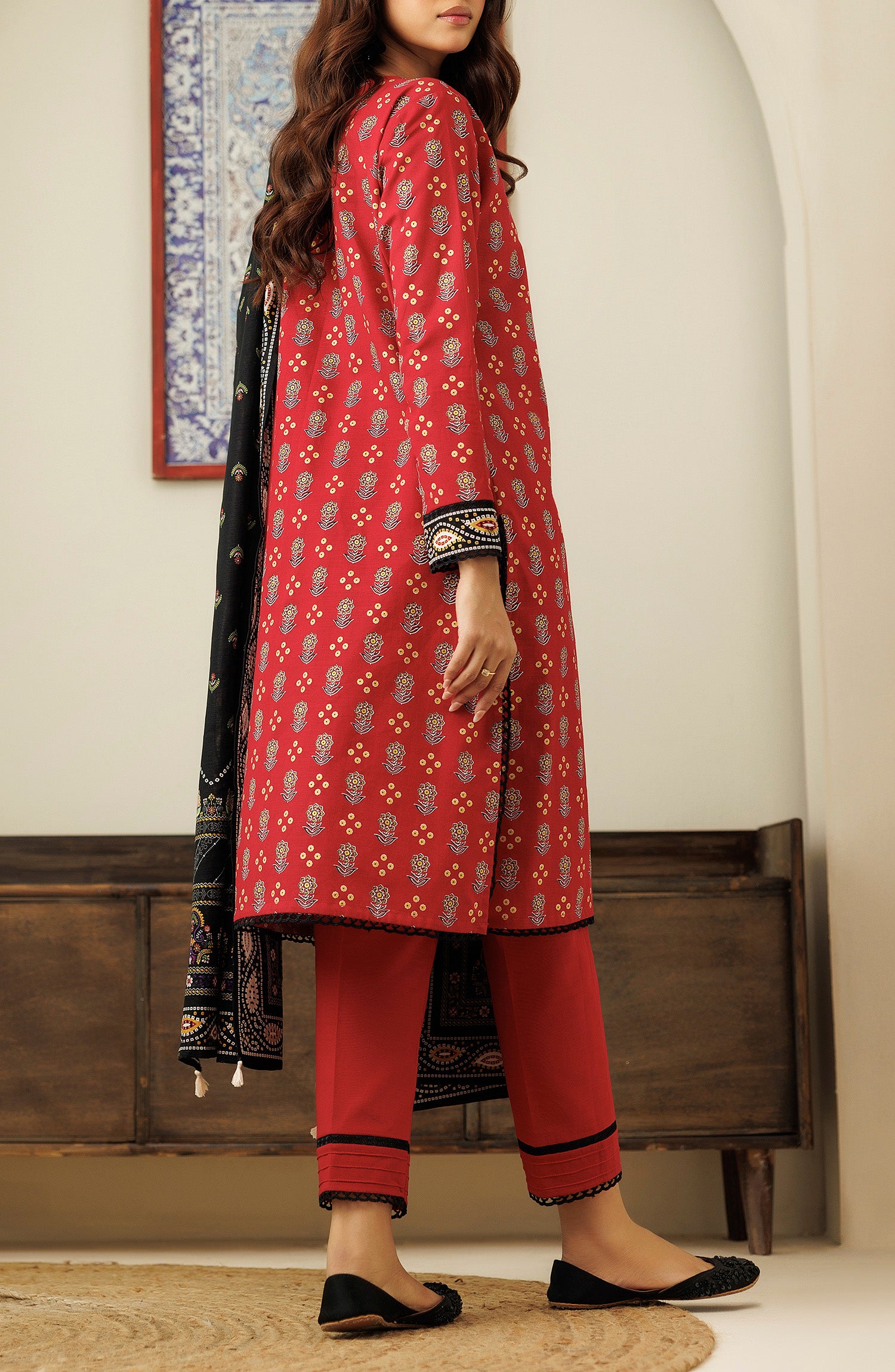 OTL-24-468/U RED KHADDAR Women UNSTITCHED SHIRT DUPATTA PANTS