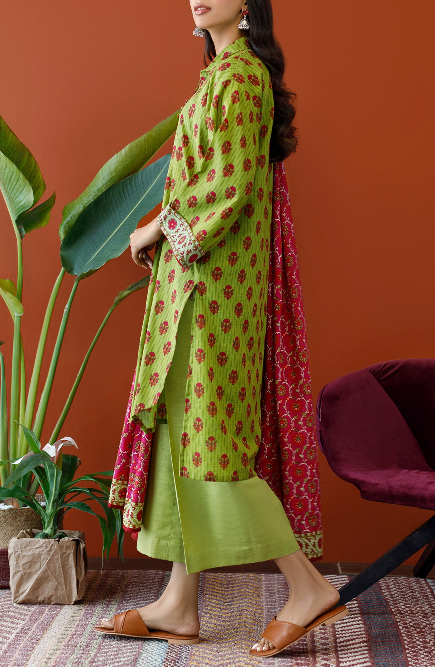 OTL-23-238/U GREEN KHADDAR Women UNSTITCHED SHIRT DUPATTA PANTS