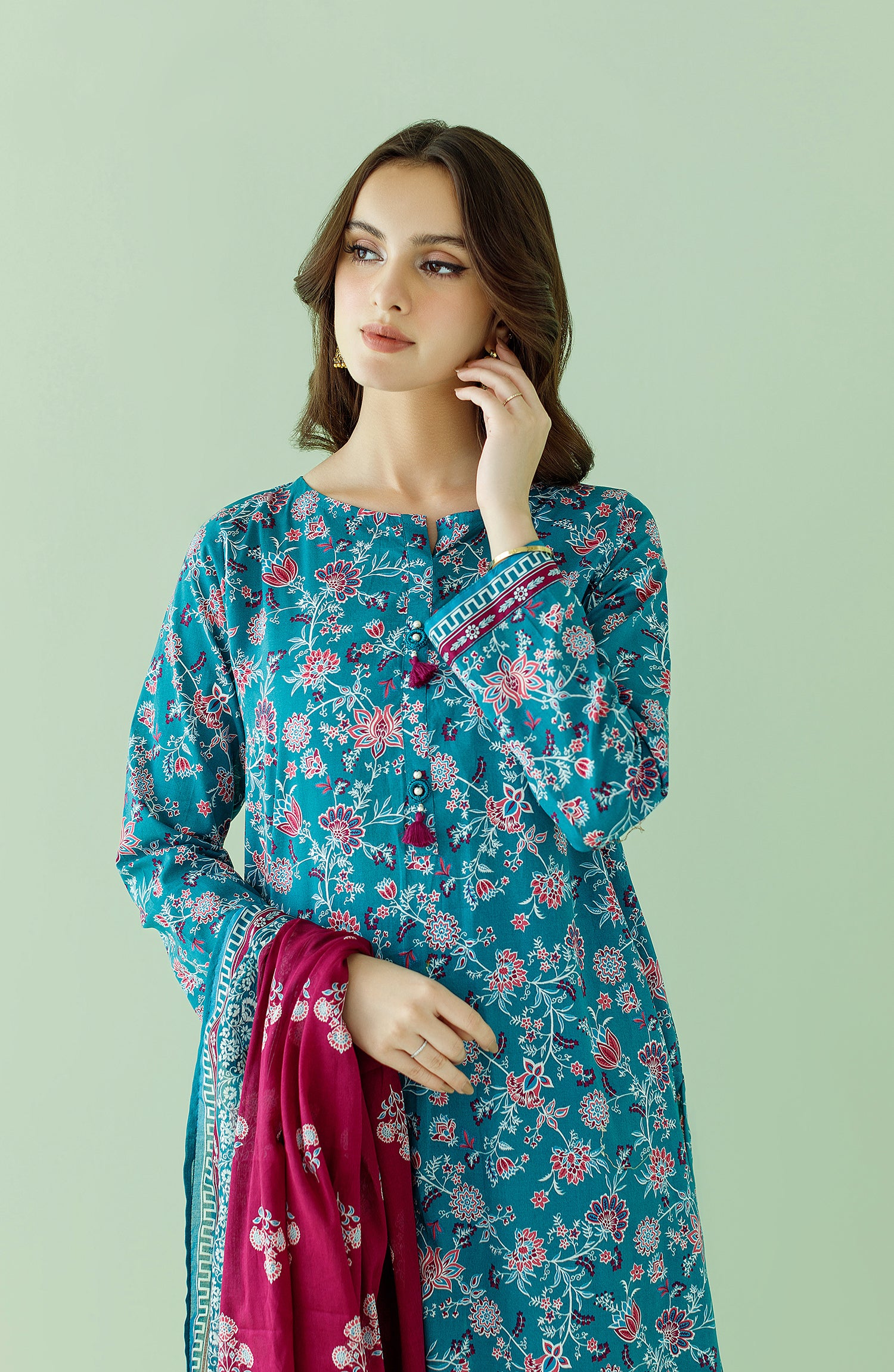 Unstitched 3 Piece Printed Lawn Shirt , Cambric Pant and Lawn Dupatta (OTL-23-358/U (RO) TEAL)