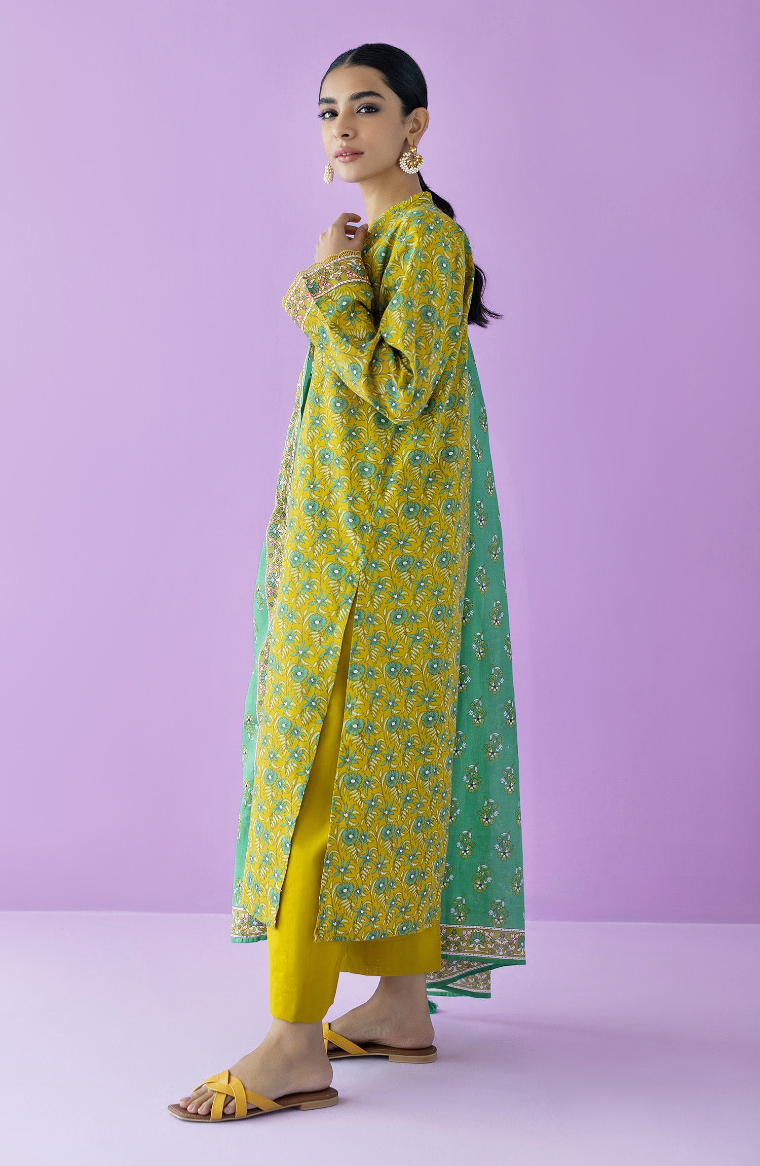 OTL-23-145/U MEHNDI LAWN  UNSTITCHED SHIRT DUPATTA PANTS