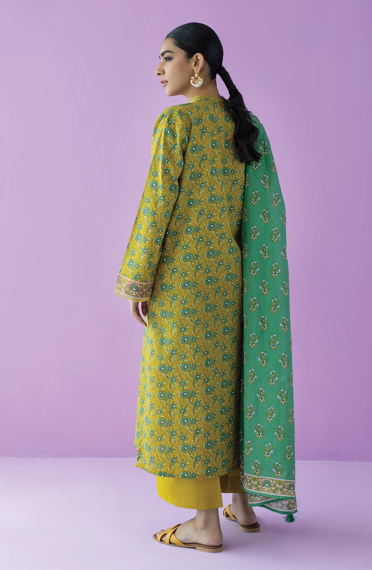 OTL-23-145/U MEHNDI LAWN  UNSTITCHED SHIRT DUPATTA PANTS