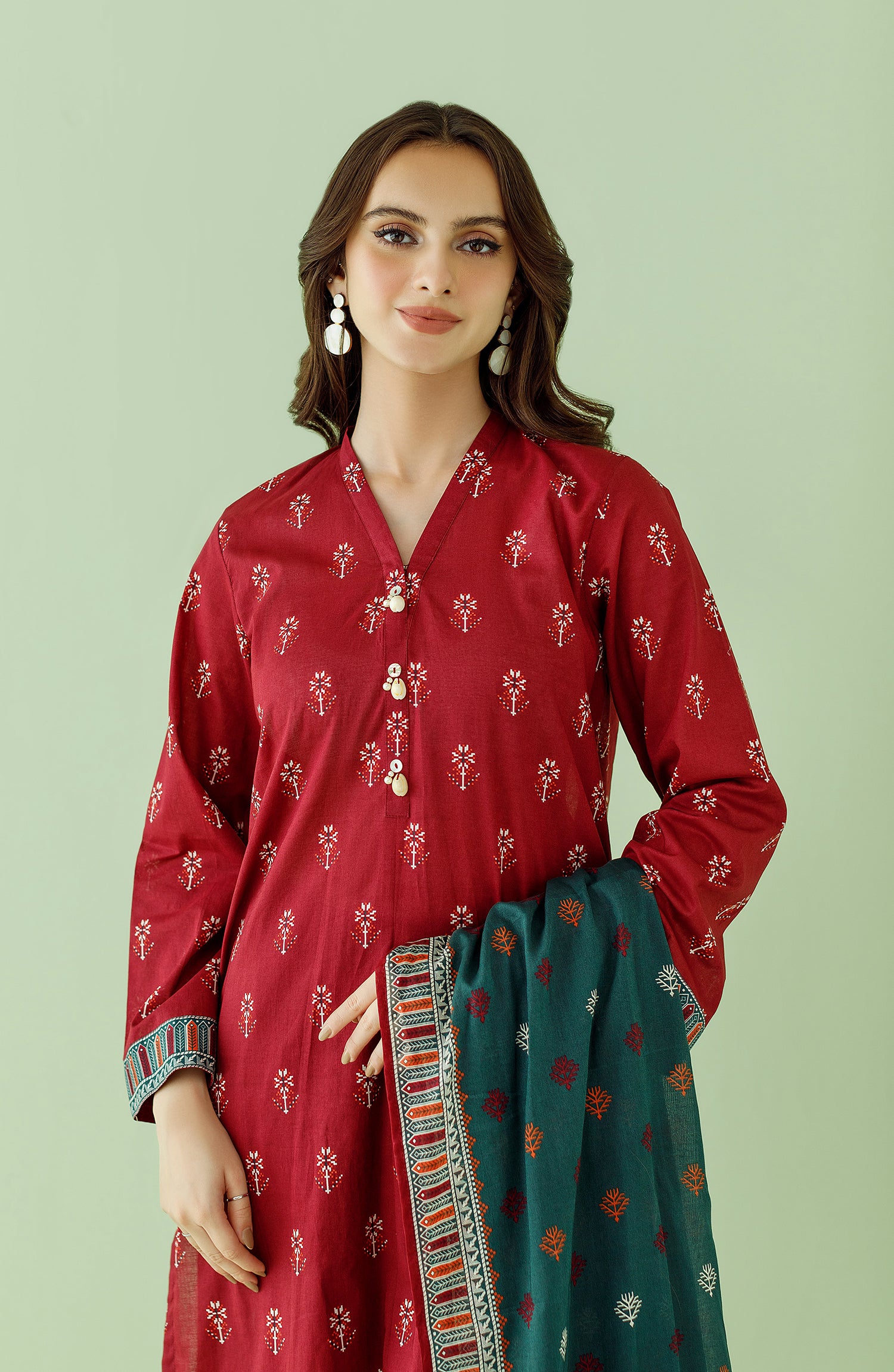 Unstitched 3 Piece Printed Lawn Shirt , Cambric Pant and Lawn Dupatta (OTL-23-360/U (RO) RED)