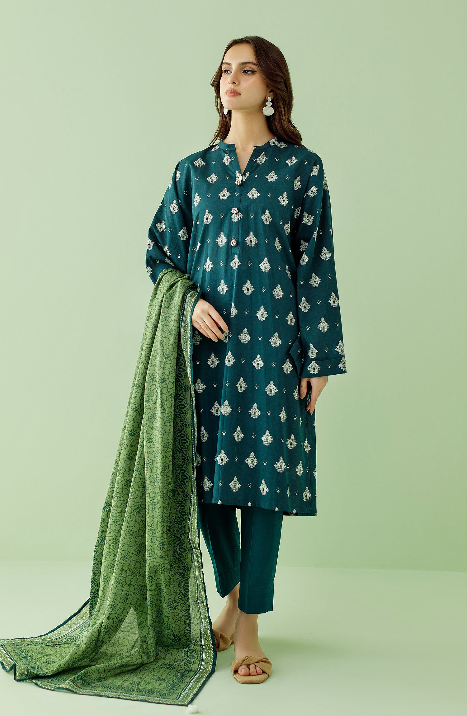 OTL-23-345/S GREEN LAWN Women READY TO WEAR SHIRT DUPATTA PANTS