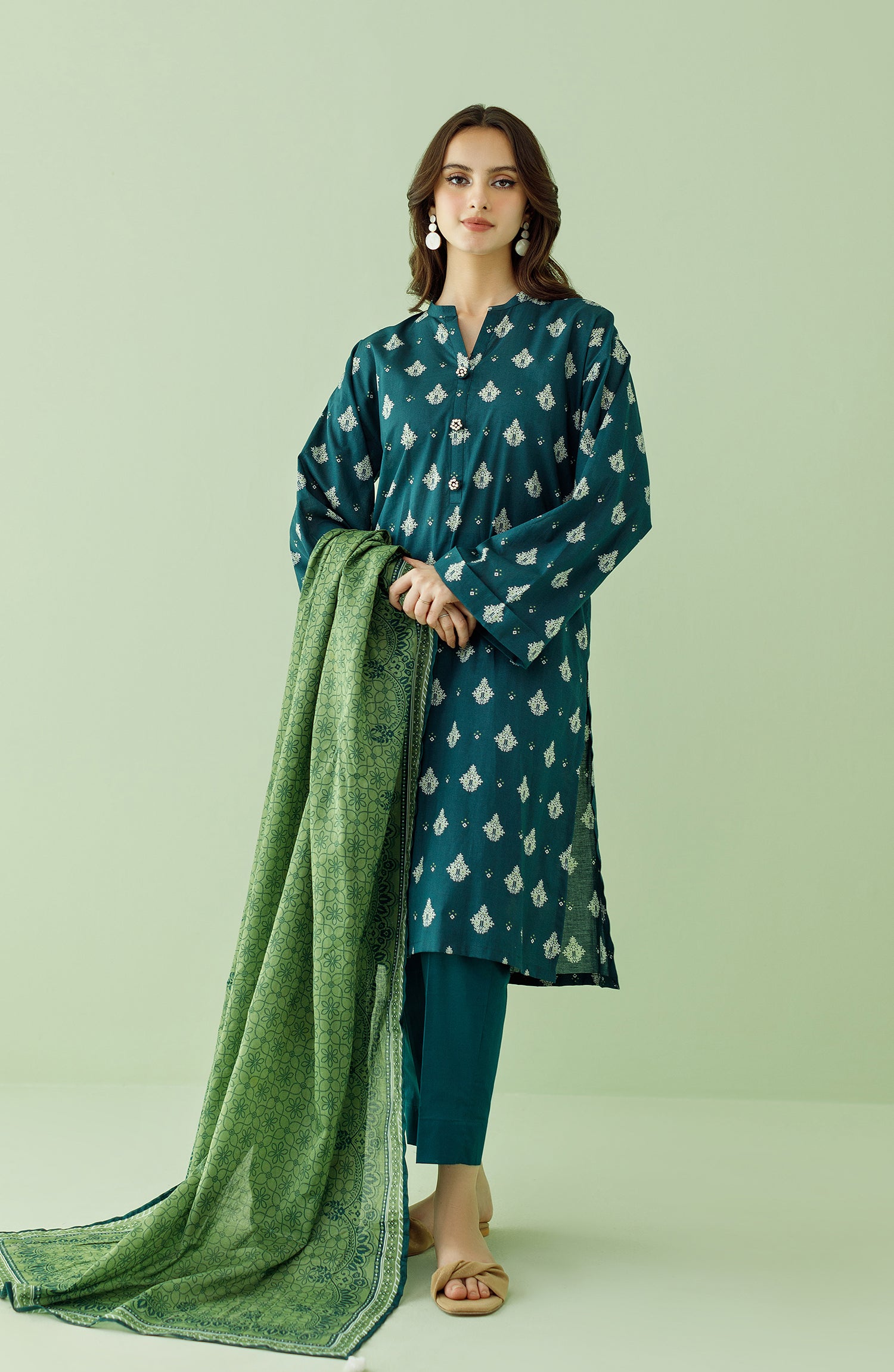 OTL-23-345/S GREEN LAWN Women READY TO WEAR SHIRT DUPATTA PANTS