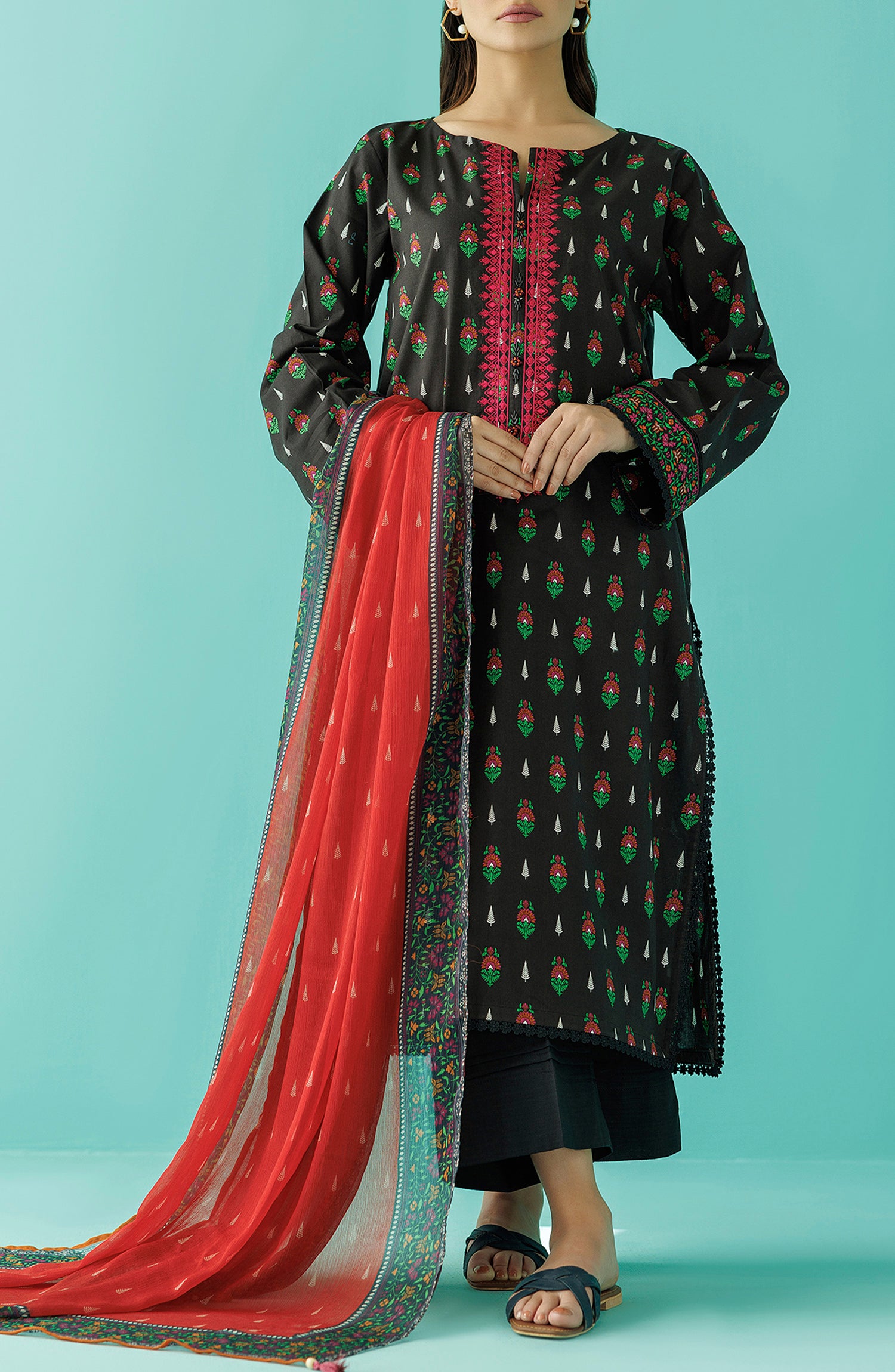 NRDS-24-013/U BLACK LAWN  UNSTITCHED SHIRT DUPATTA