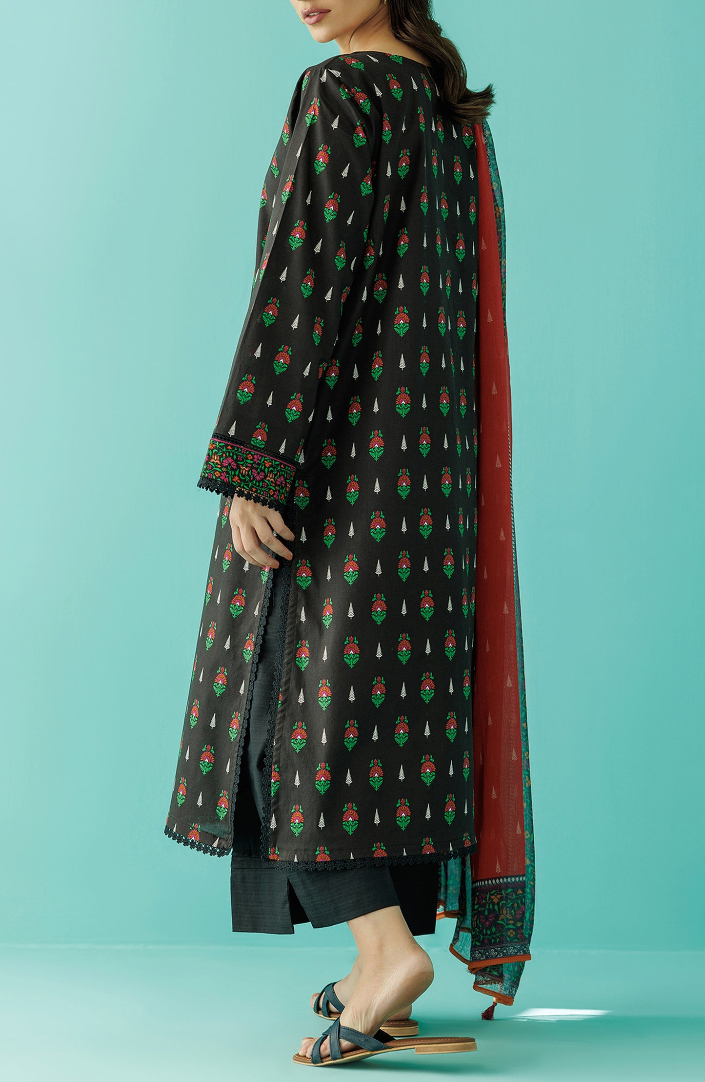 Stitched 2 Piece Premium Embroidered Casual Lawn Shirt and Kitonic Chiffon Dupatta (NRDS-24-013/S BLACK)