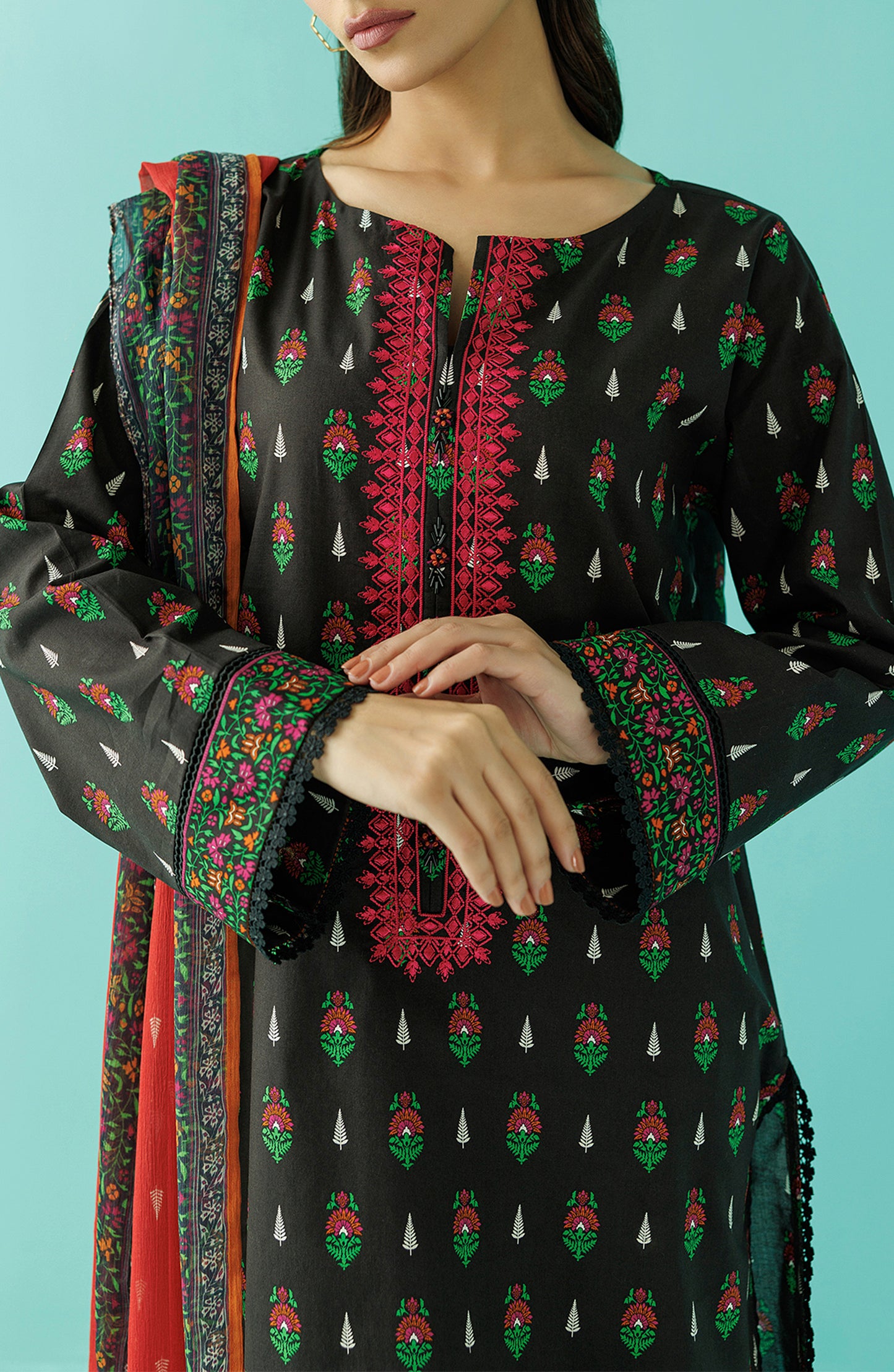 Stitched 2 Piece Premium Embroidered Casual Lawn Shirt and Kitonic Chiffon Dupatta (NRDS-24-013/S BLACK)