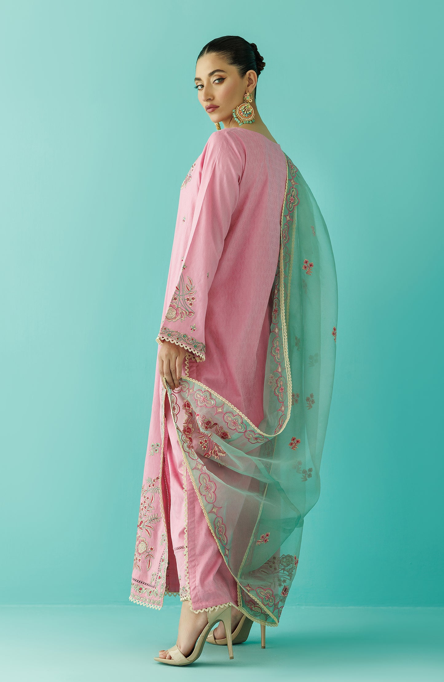 Unstitched 3 Piece Embroidered Jacquard Shirt , Jacquard Pant and Organza Dupatta (OTL-24-001/U PINK)