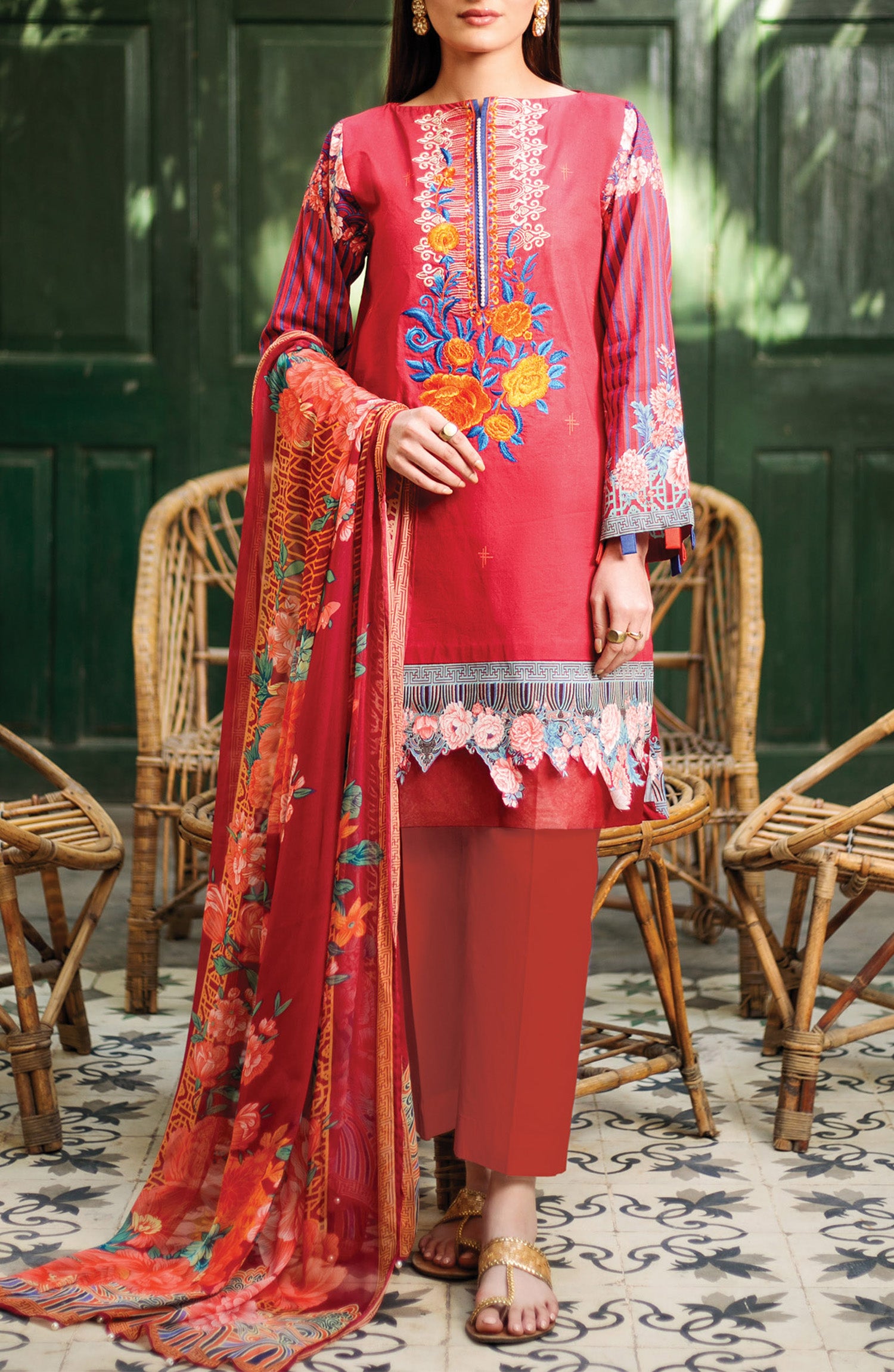 Unstitched | 3 Piece | Embroidered Lawn | OTL-21-020