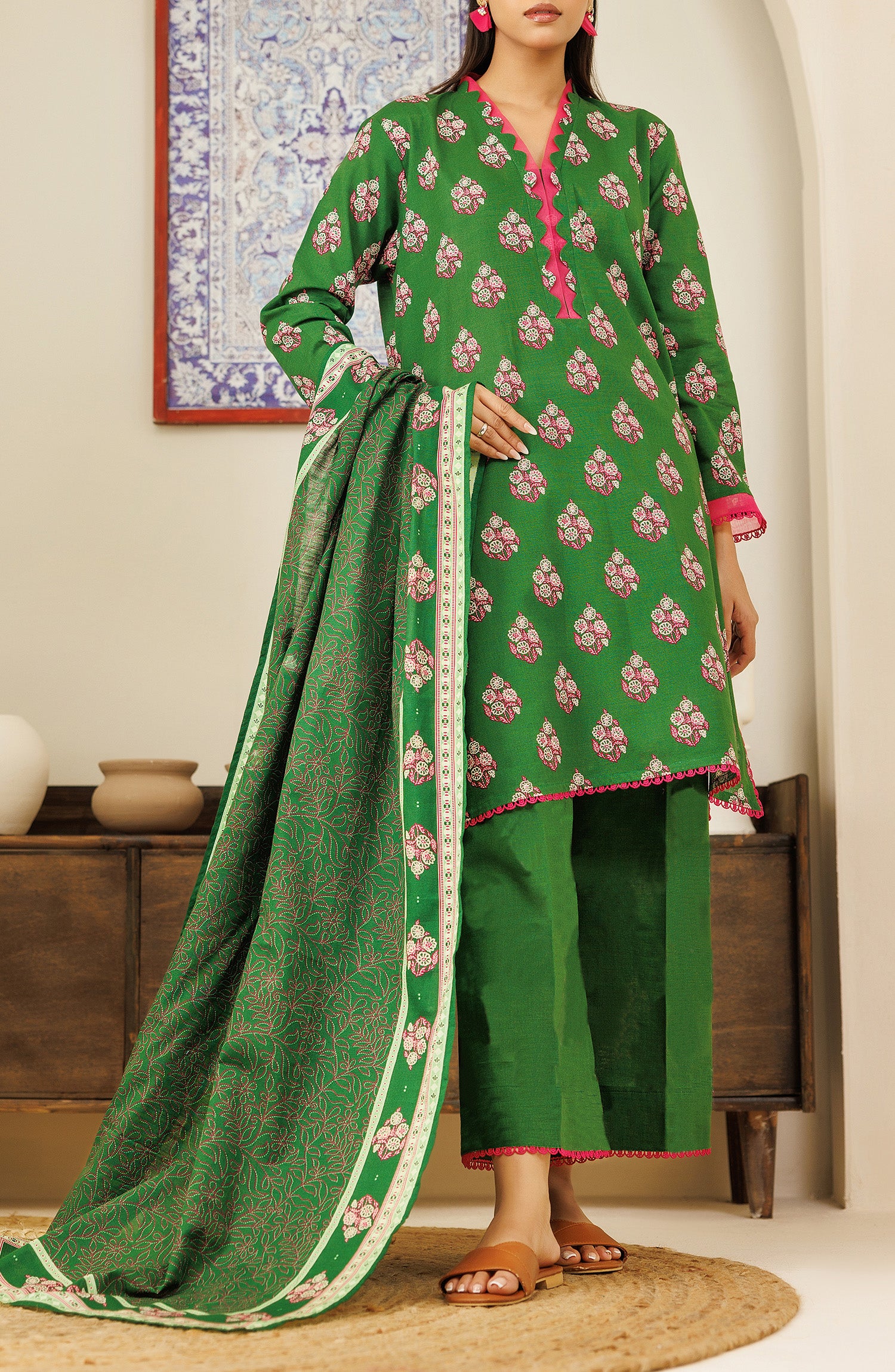 Unstitched 3 Piece Printed Khaddar Shirt , Khaddar Pant and Khaddar Dupatta (OTL-24-379/U GREEN)