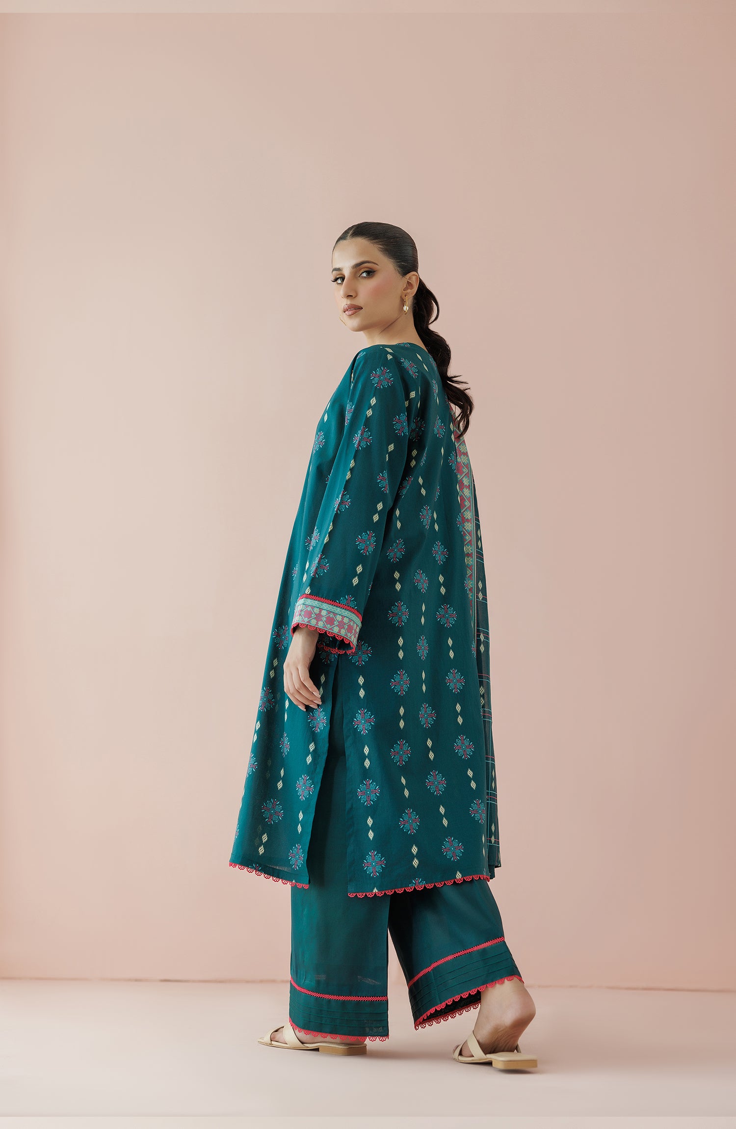 Unstitched 3 Piece Printed Lawn Shirt , Cambric Pant and Lawn Dupatta (OTL-24-064/U TEAL)