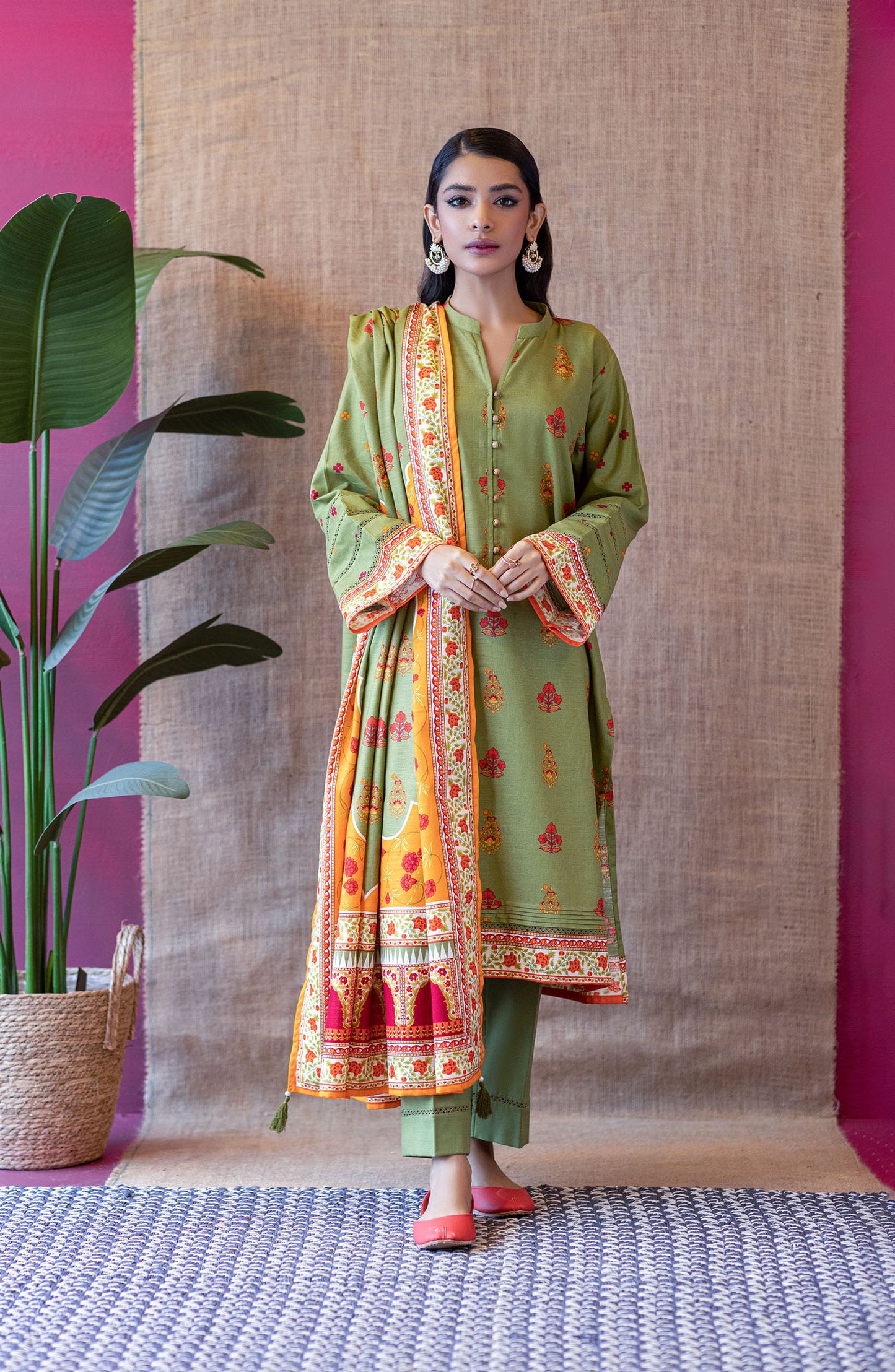 OTL-22-146/S GREEN KHADDAR  READY TO WEAR SHIRT DUPATTA PANTS