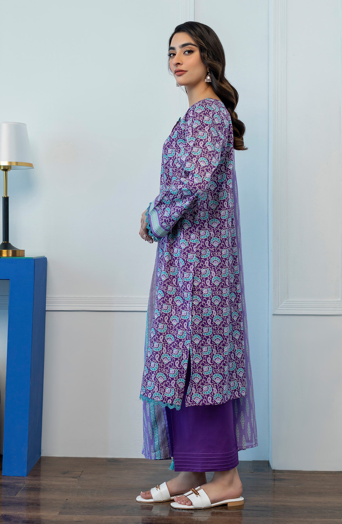 OTL-23-082/U PURPLE LAWN  UNSTITCHED SHIRT DUPATTA PANTS