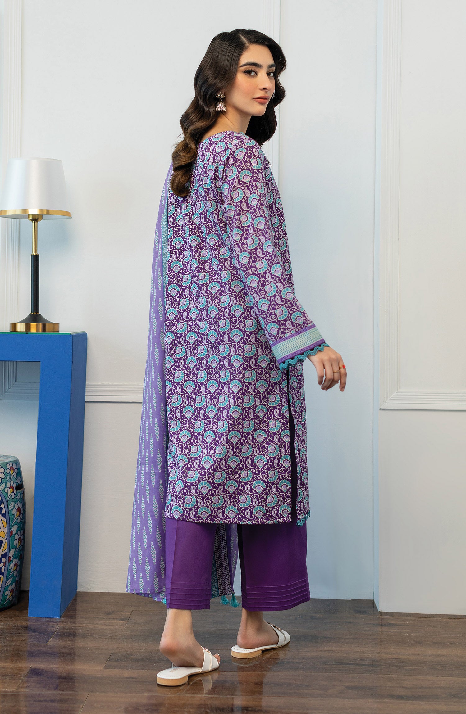 OTL-23-082/U PURPLE LAWN  UNSTITCHED SHIRT DUPATTA PANTS