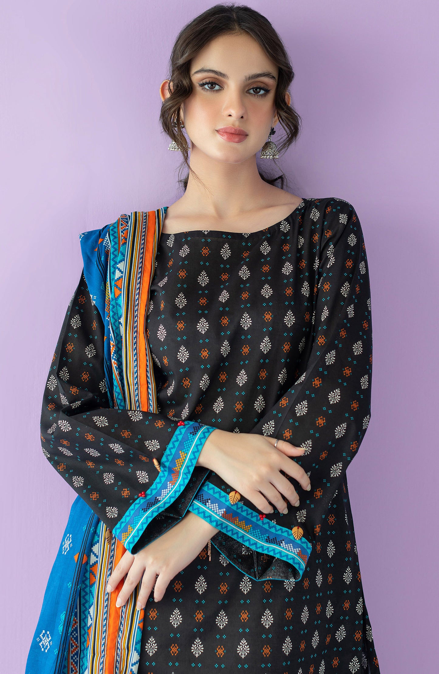 NRDS-23-039/U BLACK LAWN  UNSTITCHED SHIRT DUPATTA