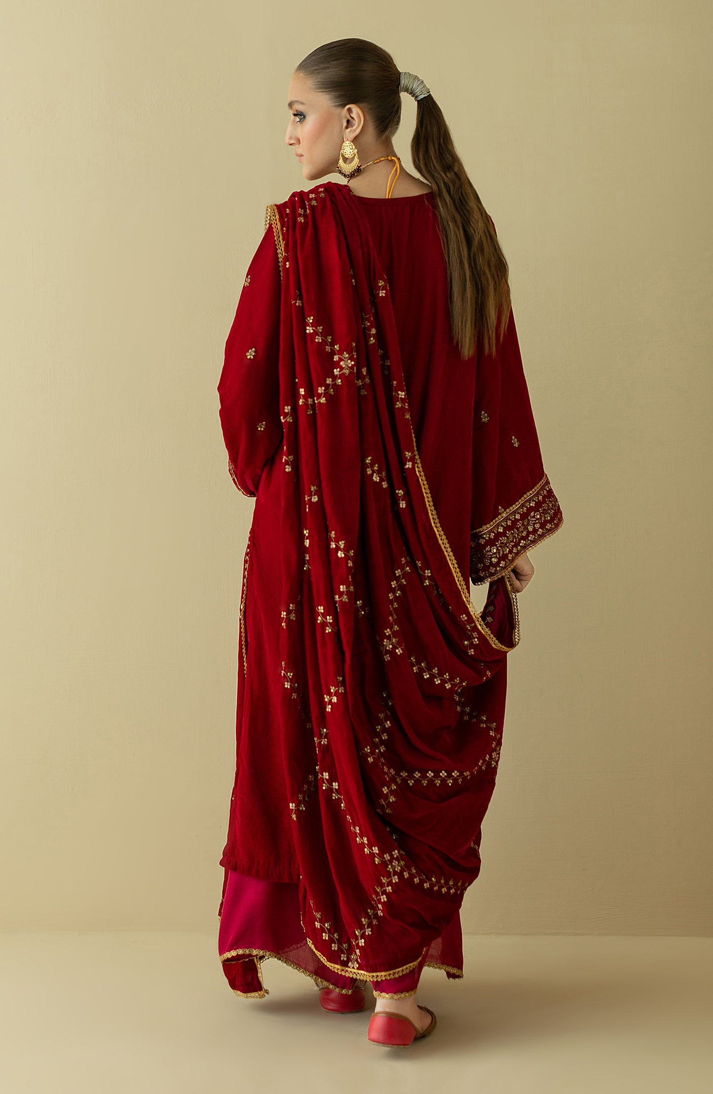 NF-SDT-22-009/U Red VELVET  UNSTITCHED SHIRT DUPATTA PANTS