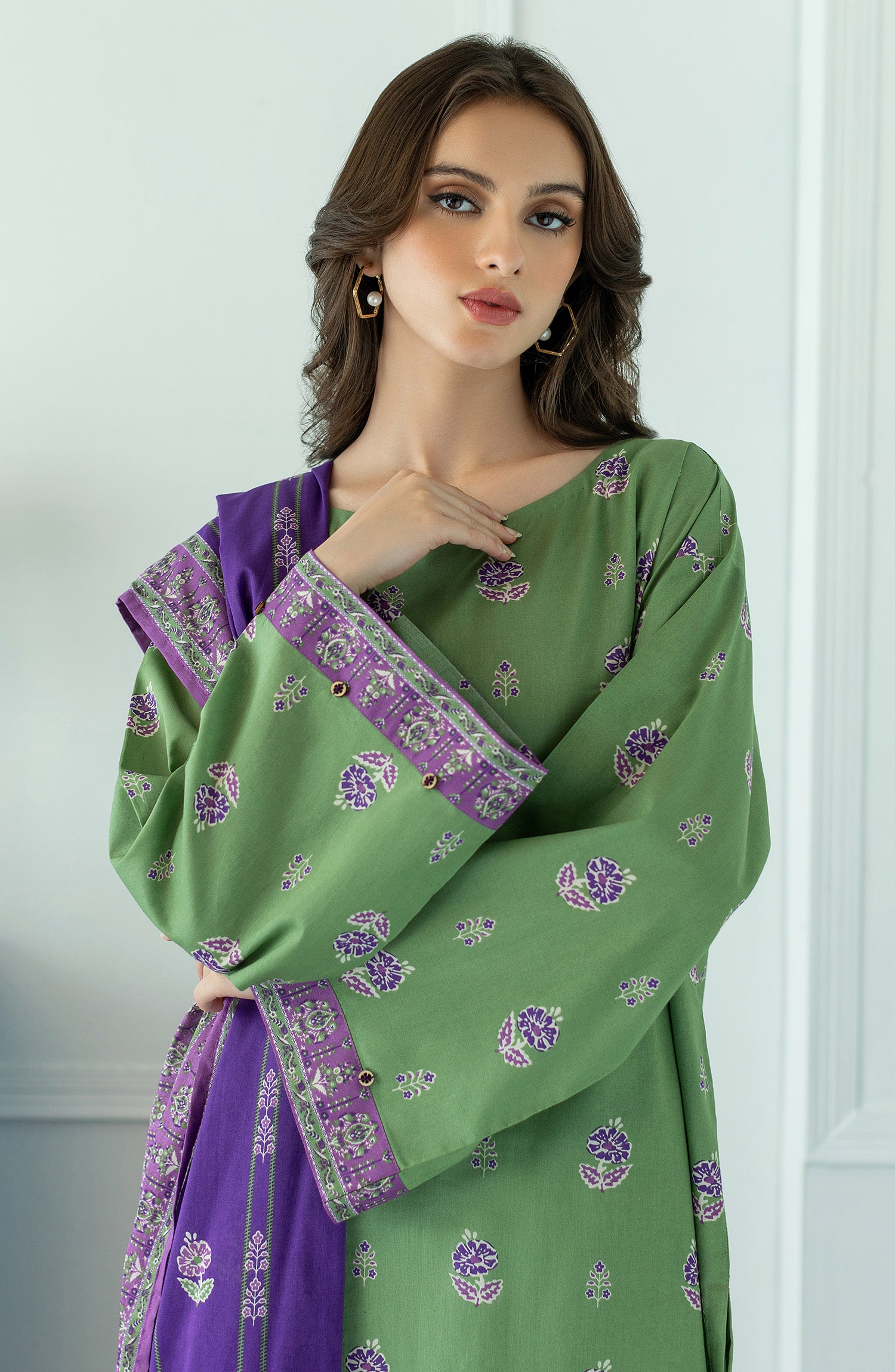 OTL-23-072/S GREEN LAWN  READY TO WEAR SHIRT DUPATTA PANTS