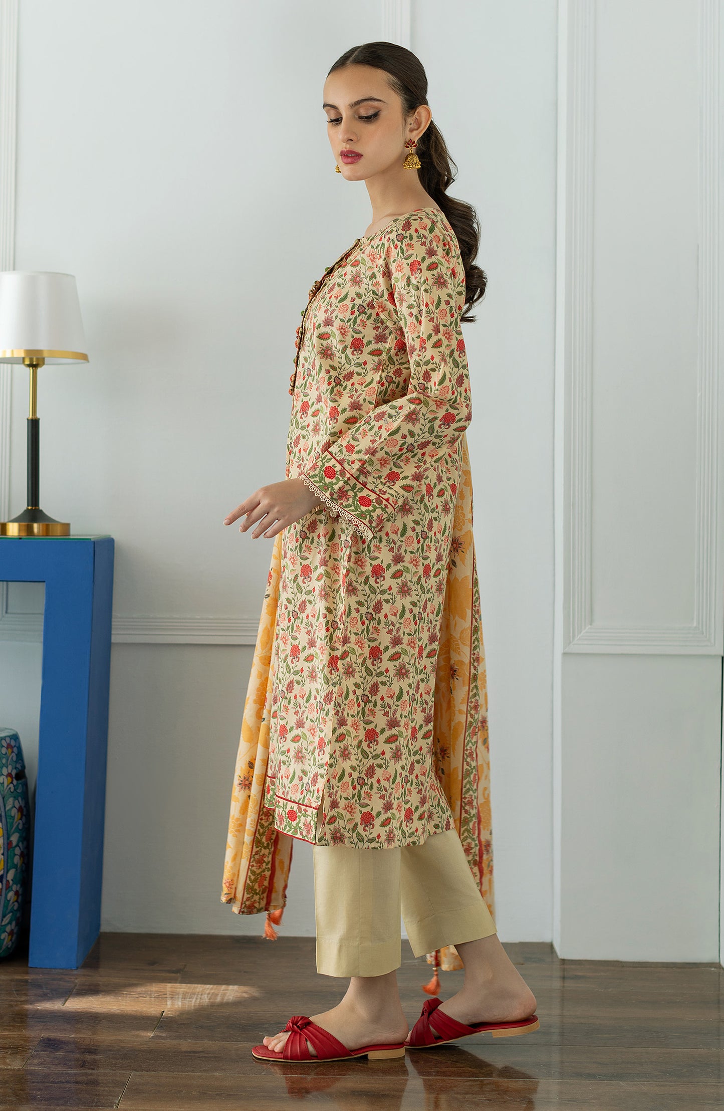 OTL-23-049/U BEIGE LAWN  UNSTITCHED SHIRT DUPATTA PANTS