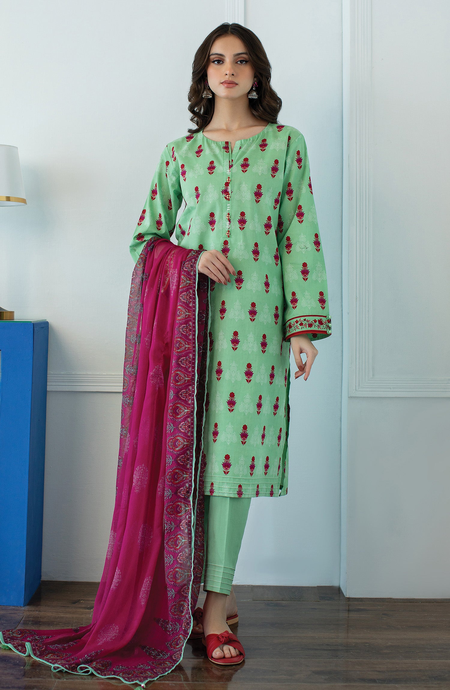 OTL-23-061/U GREEN LAWN  UNSTITCHED SHIRT DUPATTA PANTS