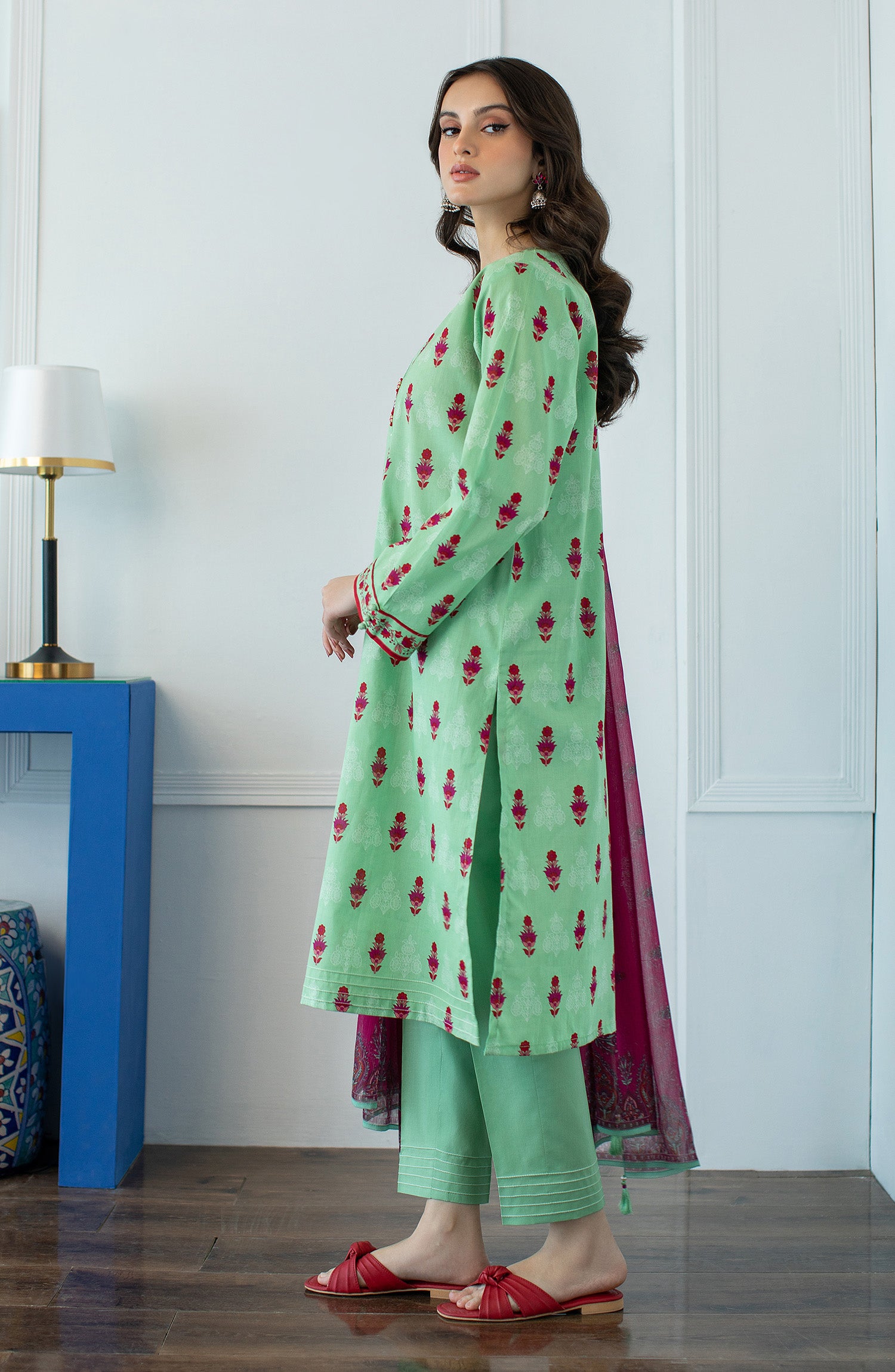 OTL-23-061/U GREEN LAWN  UNSTITCHED SHIRT DUPATTA PANTS