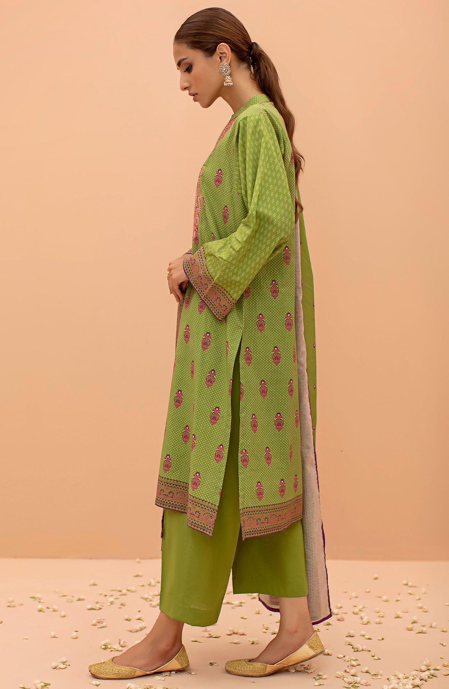 OTL-22-070/U GREEN LAWN  UNSTITCHED SHIRT DUPATTA PANTS