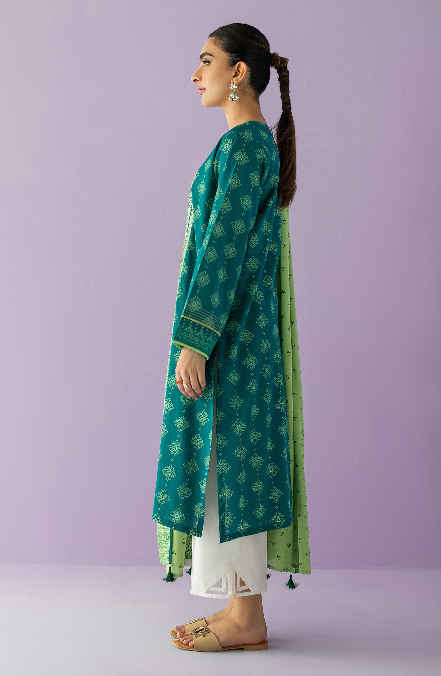 NRDS-23-007/U GREEN LAWN  UNSTITCHED SHIRT DUPATTA