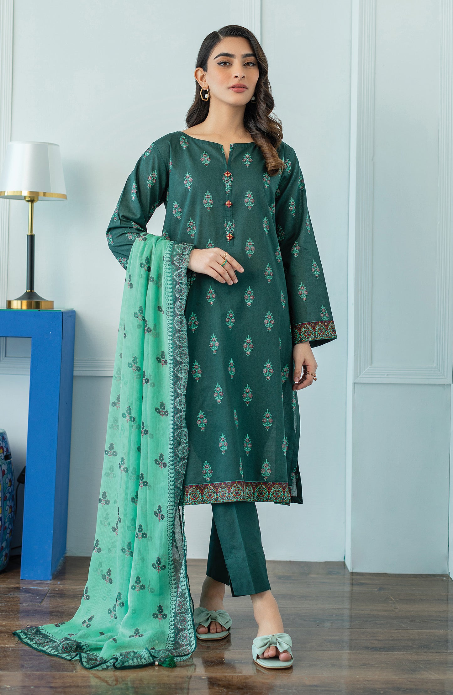 OTL-23-062/U GREEN LAWN  UNSTITCHED SHIRT DUPATTA PANTS