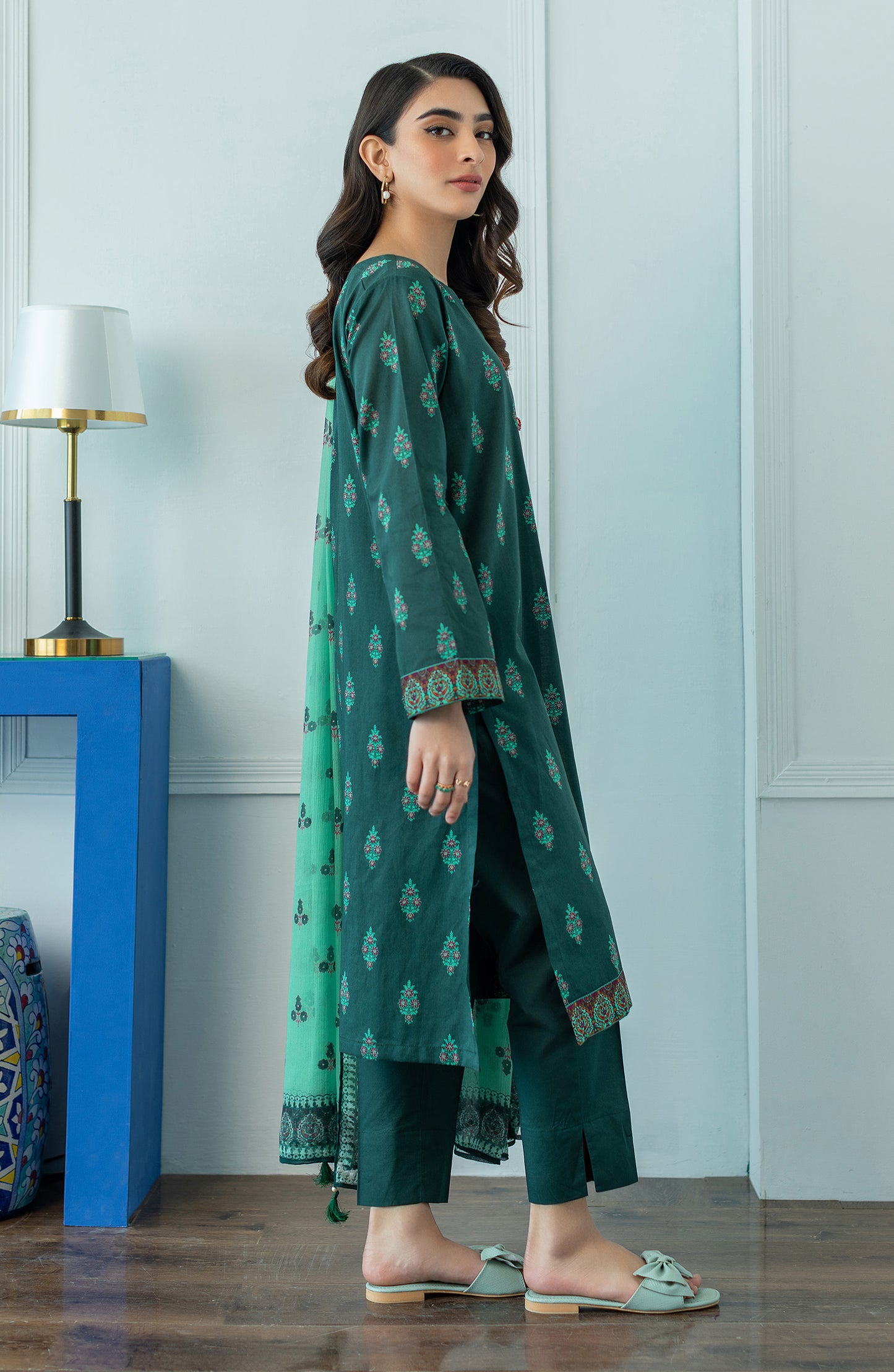 OTL-23-062/U GREEN LAWN  UNSTITCHED SHIRT DUPATTA PANTS