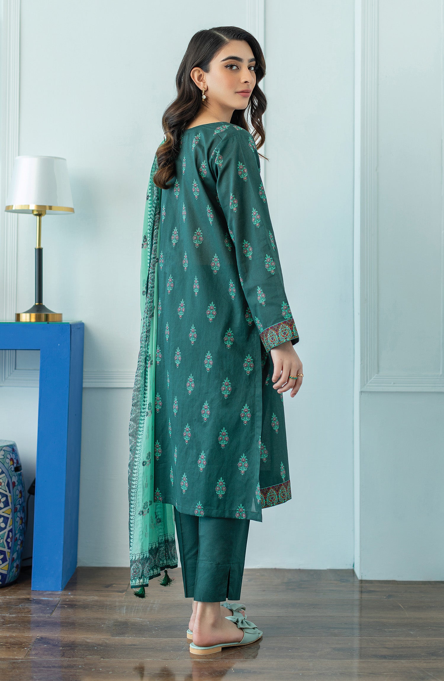 OTL-23-062/U GREEN LAWN  UNSTITCHED SHIRT DUPATTA PANTS