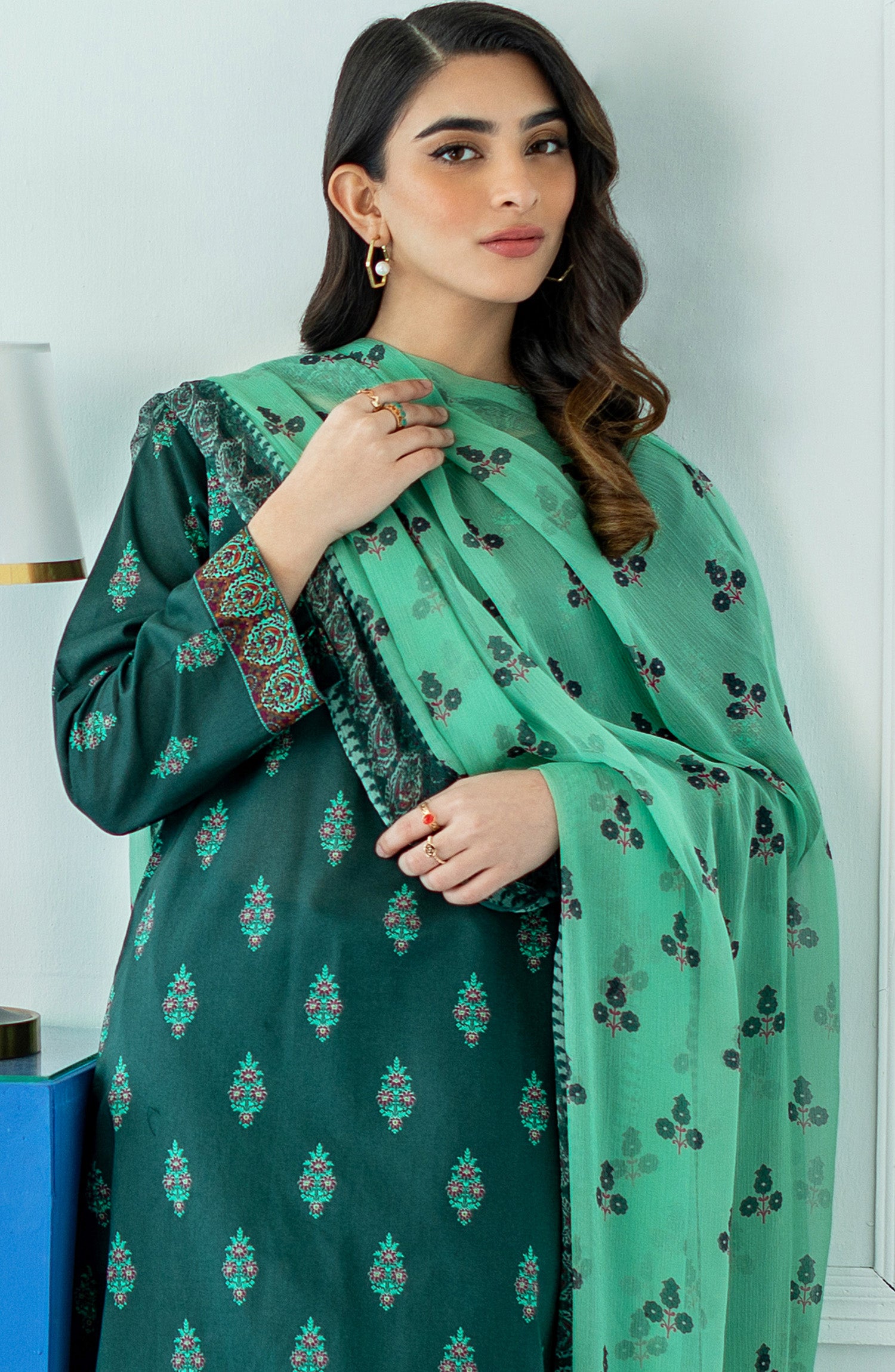 OTL-23-062/U GREEN LAWN  UNSTITCHED SHIRT DUPATTA PANTS